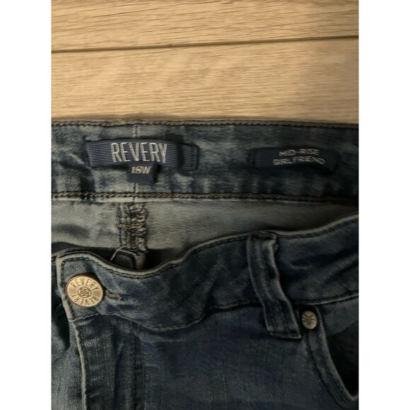 Revery Jeans Size 18W Mid-Rise Girlfriend 28” Inseam  Blue Denim - Picture 3 of 7